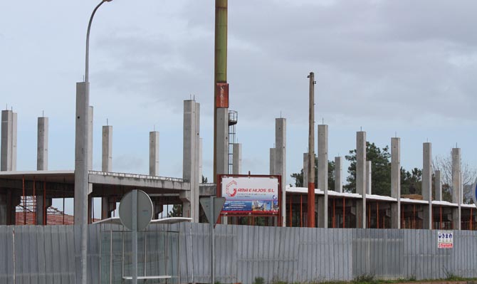 OBRAS ANTIGUA FABRICA DE LADRILLO VALGA /